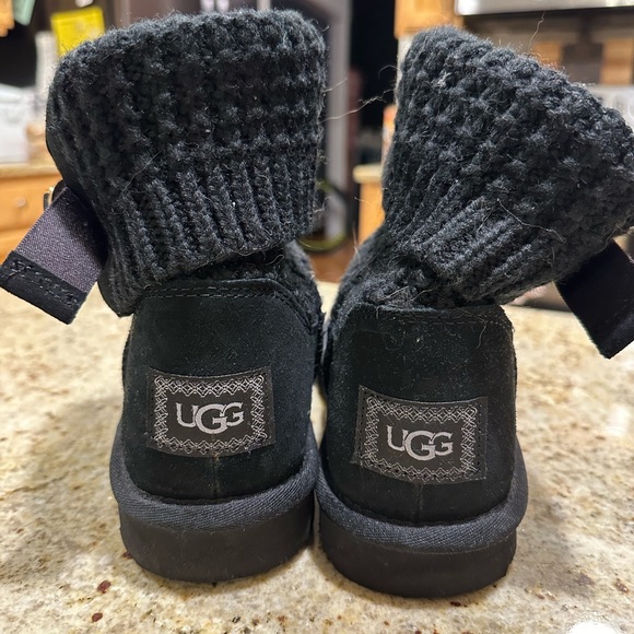 UGG Shoes - UGG CLASSIC SOLENE MINI KNIT BLACK SHEARLING LINED BOOT